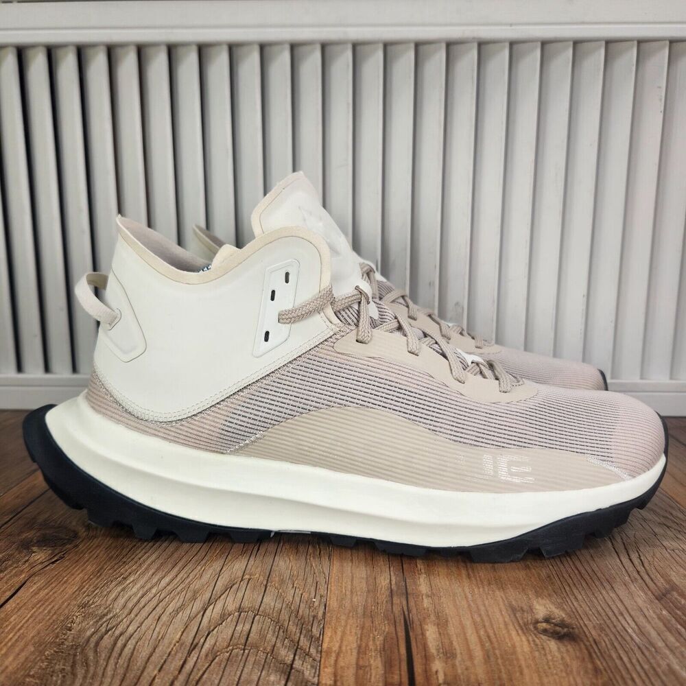 Vasque Here Mid 7270 Mens Size 9.5 M Beige Trail Running Hiking Sneakers Shoes